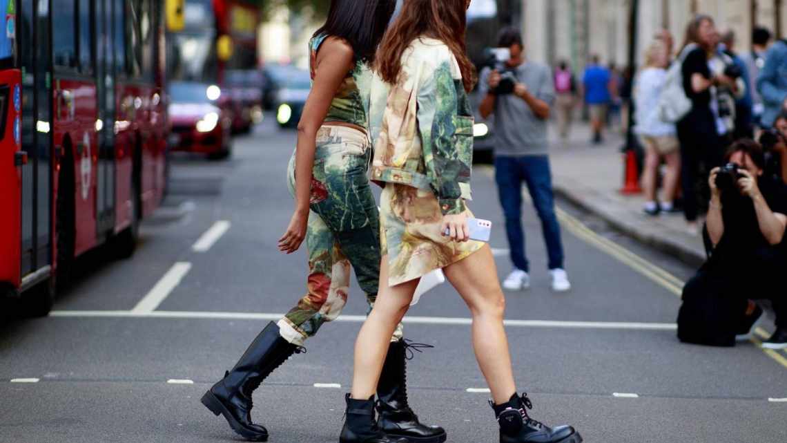 Streetstyle: самые стильные гости на Неделе моды в Лондоне