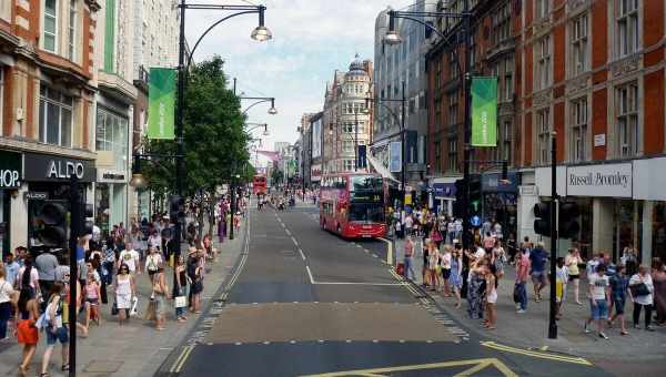 Оксфорд-стрит в Лондоне покроют умной плиткой для выработки энергии